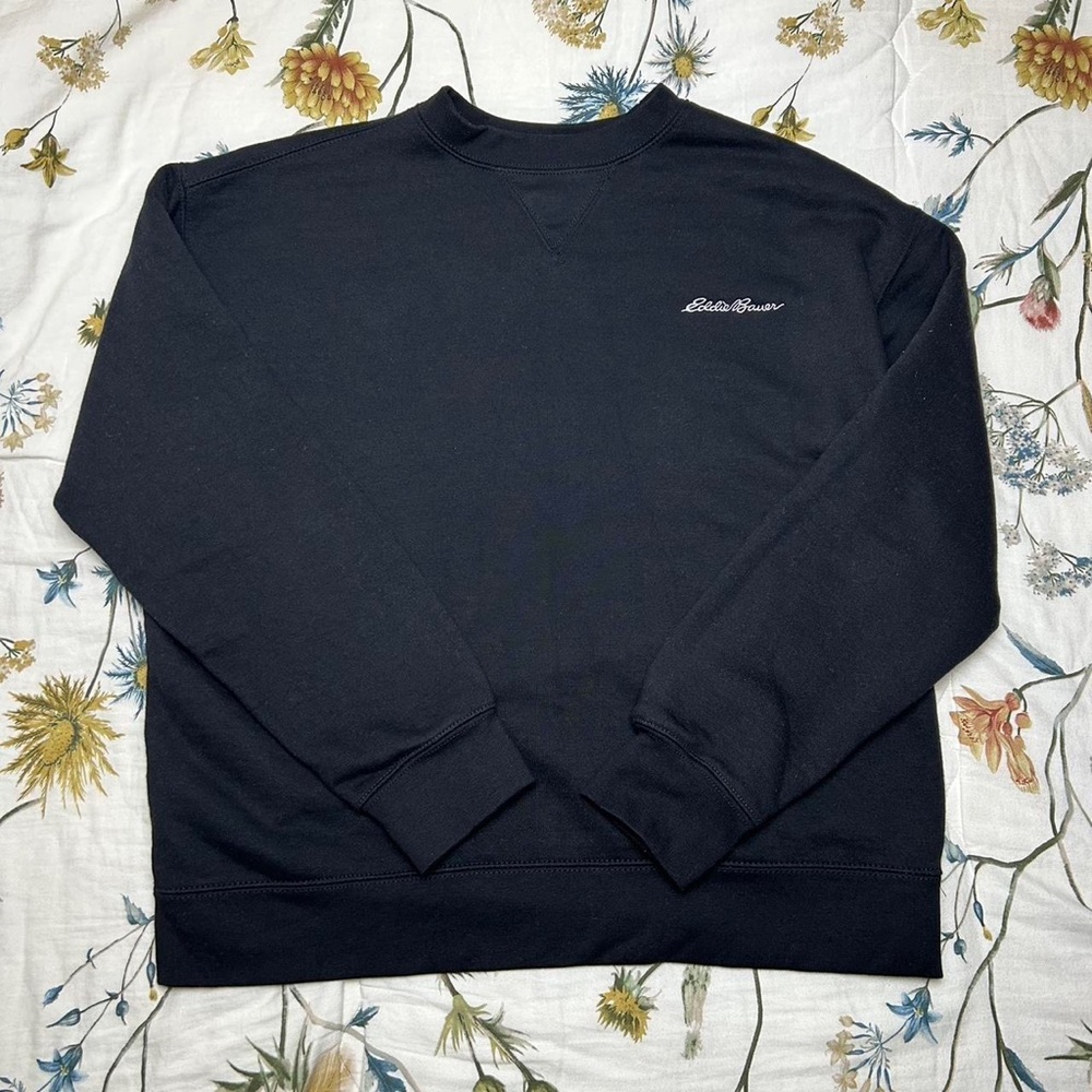 Eddie Bauer Black Crewneck Sweatshirt Men’s Medium #eddiebauer #blacksweatshirt